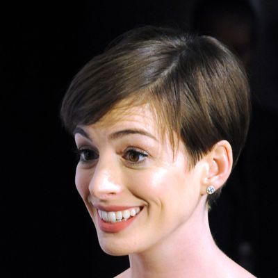 benjamin j clemente add up skirt anne hathaway photo