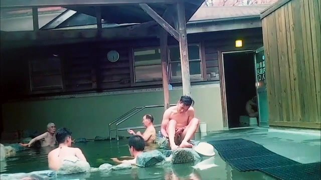 bianca arroyo add japanese hot spring voyeur image