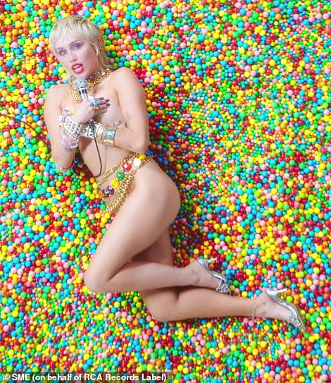 carmen lopez rodriguez add naked videos of miley cyrus photo