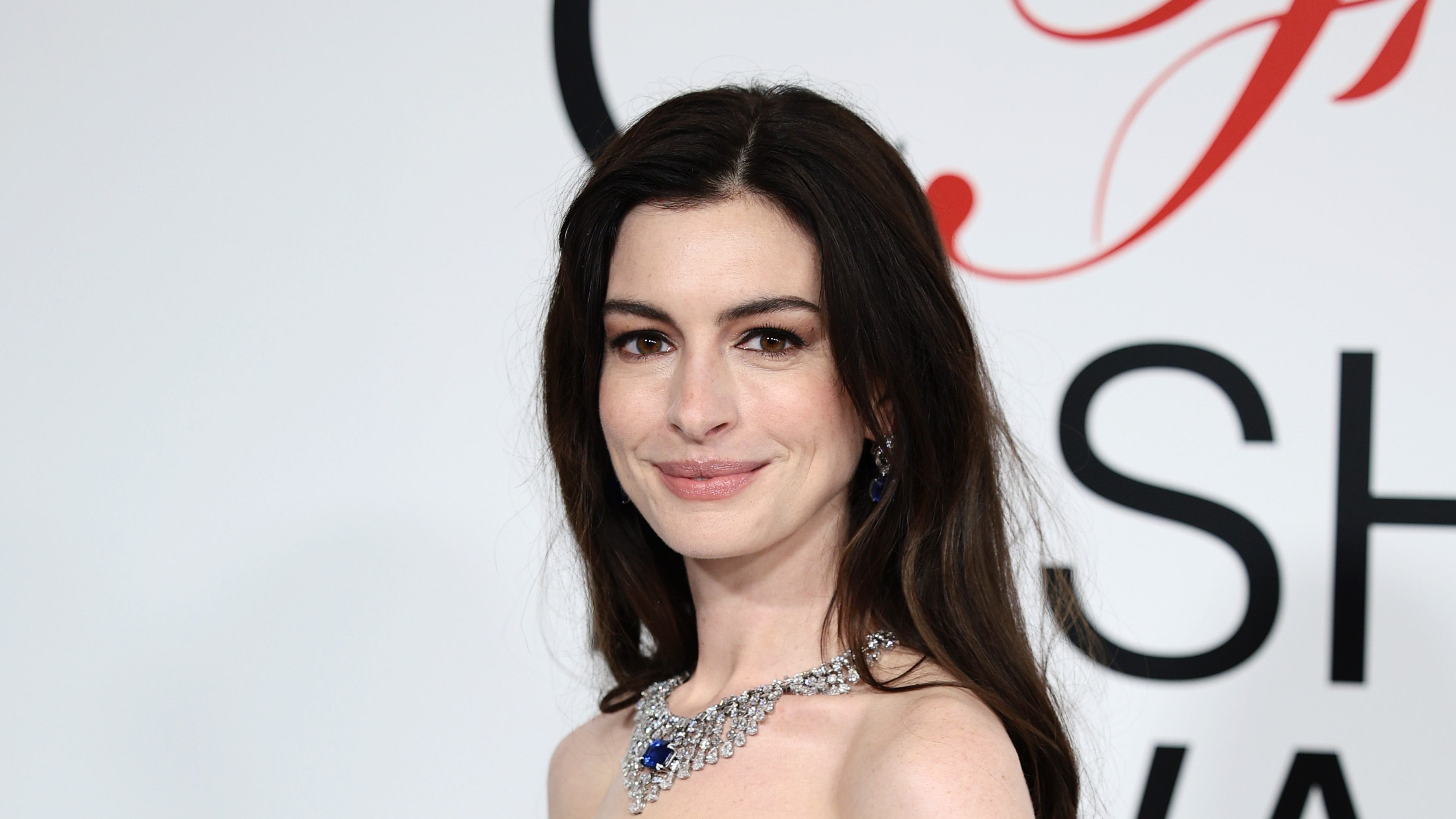 adebanjo femi add up skirt anne hathaway image