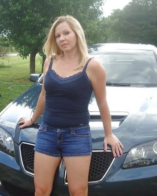 abdul aziz saad add texas hotwife photo