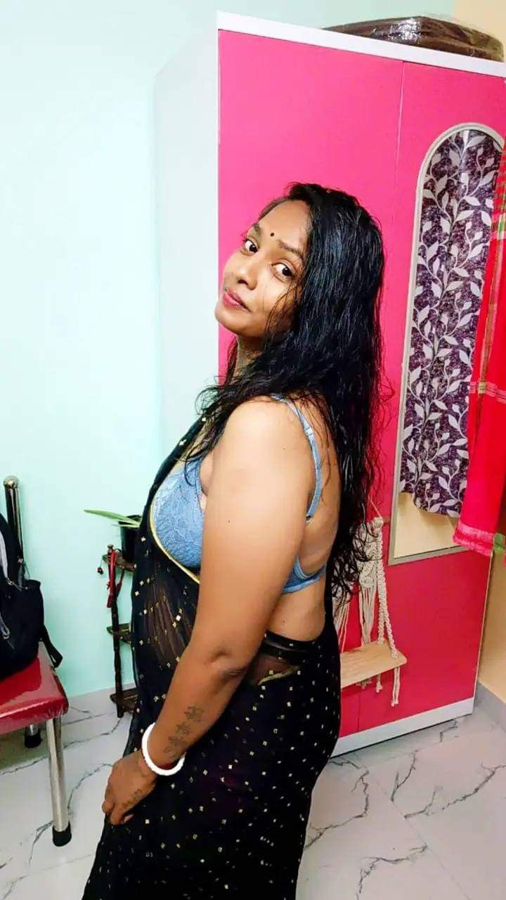 donna santy add desi mallu aunty photo