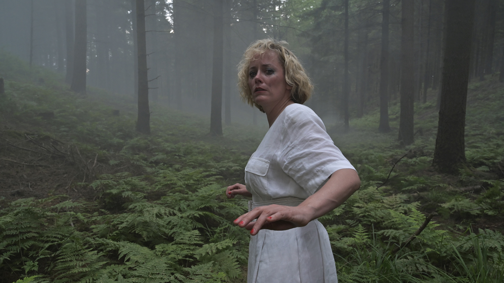 carole varner add naked women in the woods photo