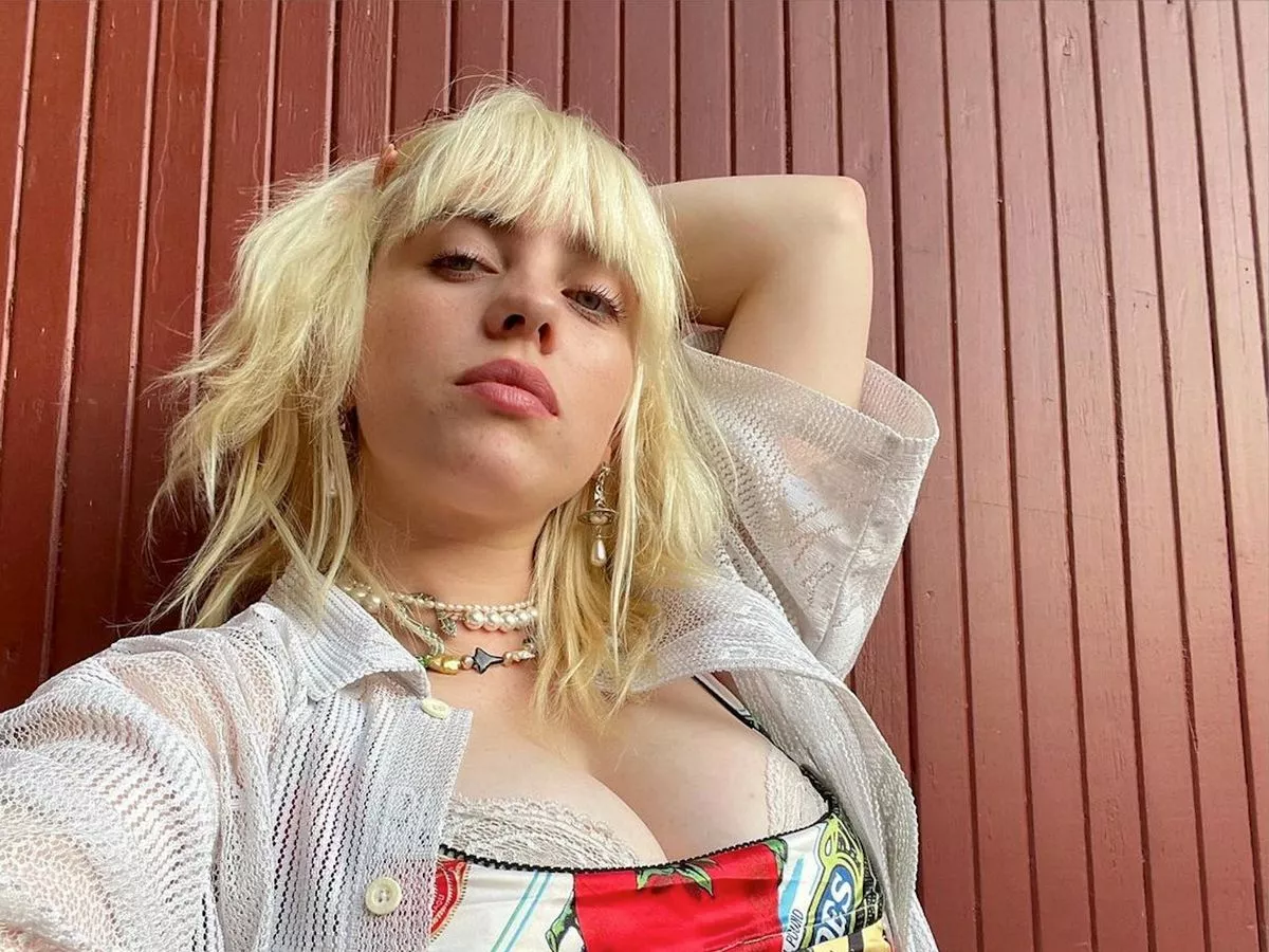 cristy esguerra add billie eilish naked boobs image