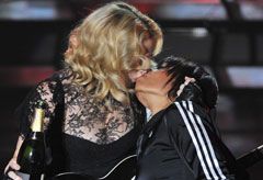 anthony little add celebrity lesbian kiss photo