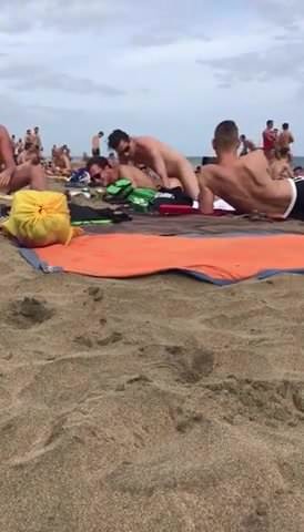 carol scobie add public beach orgy photo