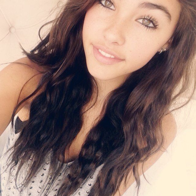 chippy smith add madison beer fap image