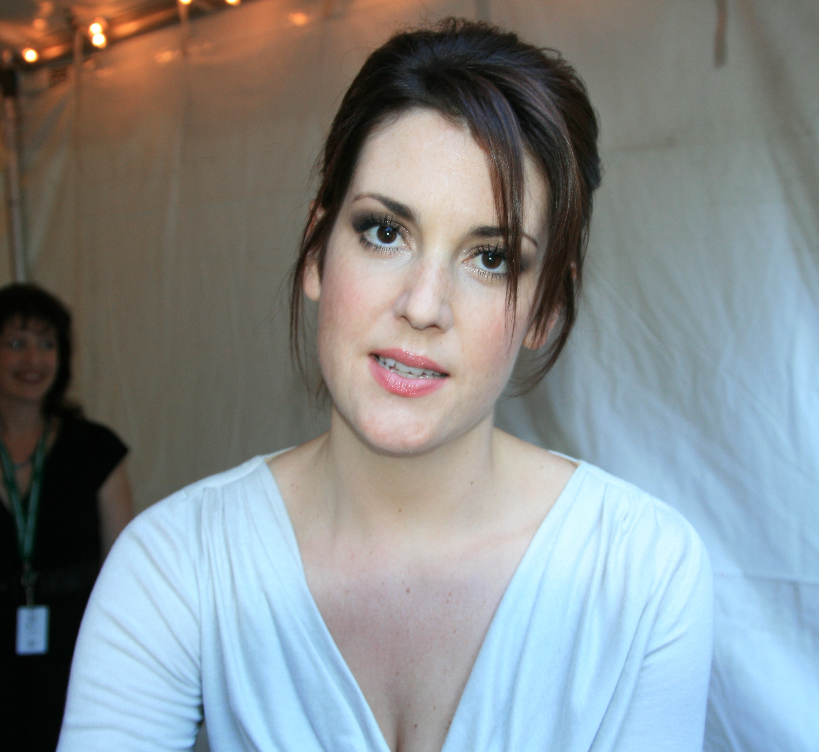 cesarinho salazar add melanie lynskey sexy image