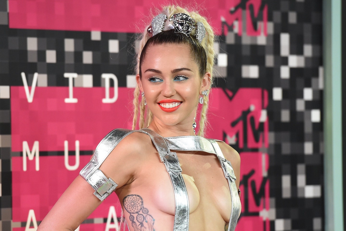 bubai roy add naked videos of miley cyrus photo