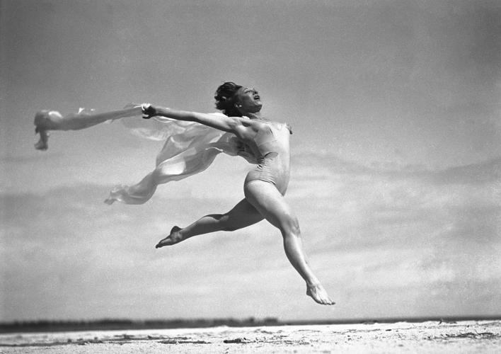 barbara mishkin add nudist dance image