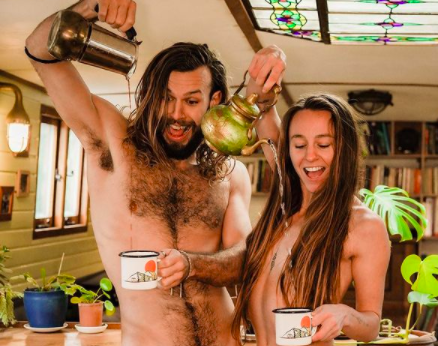 ali kalinowski add nudists showing off photo